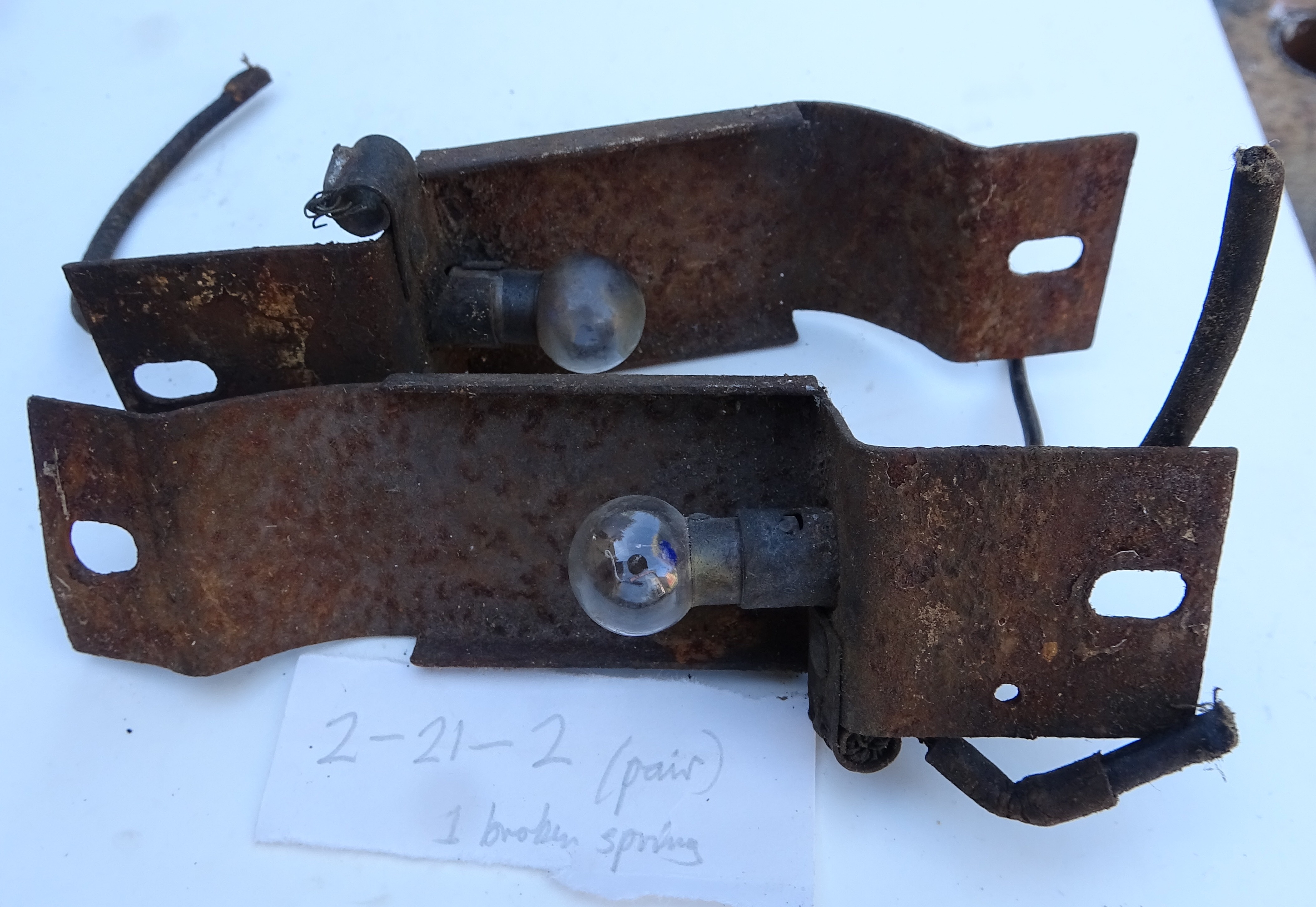 Lucas L474 bulb holders for rear numberplate. - £10.00 : Ian P Strange ...