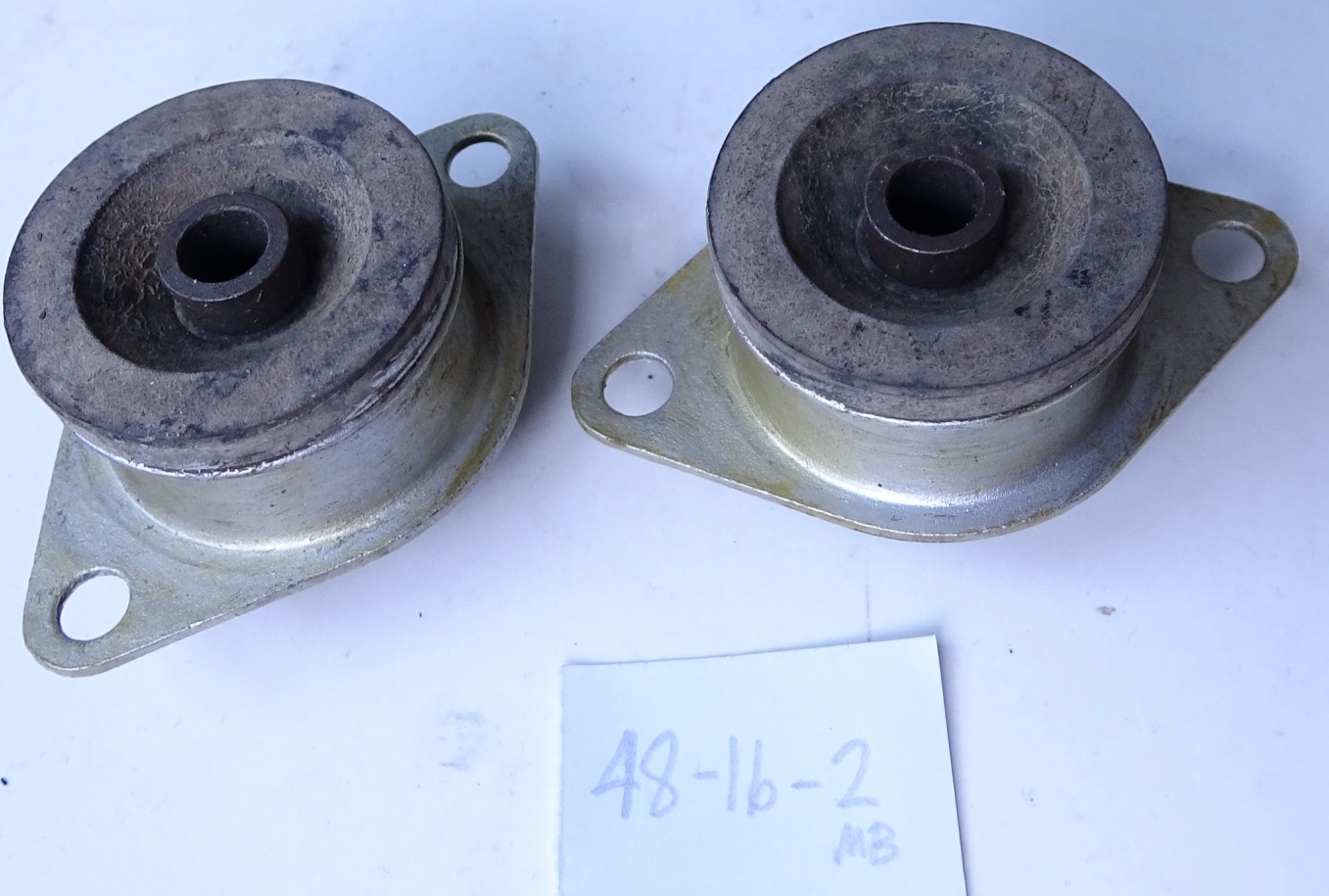 (image for) Engine mountings (2 bolt type) new/old stock.